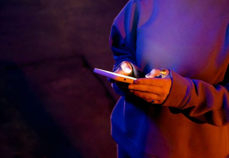 The Second Life of a Mistake: On Public Apologies, Digital Permanence, and Whether We Ever Really Forgive Online
